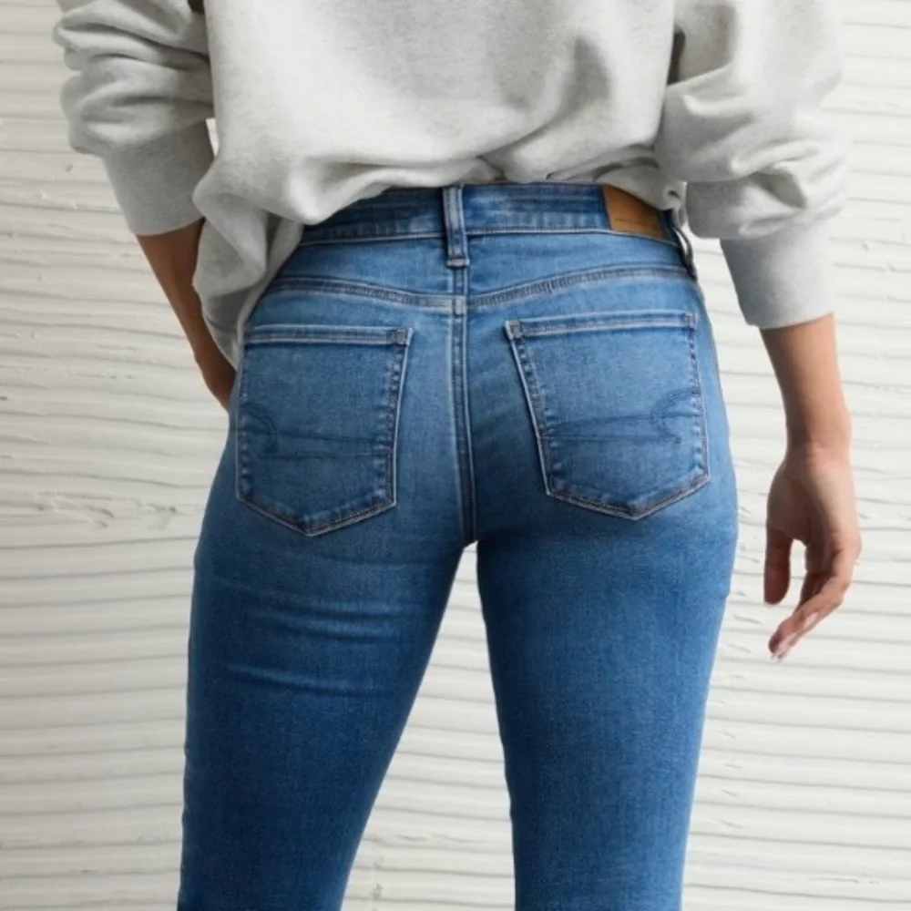 🟠NWT AMERICAN EAGLE Stretch Jegging Jean in BLACK Sz 2